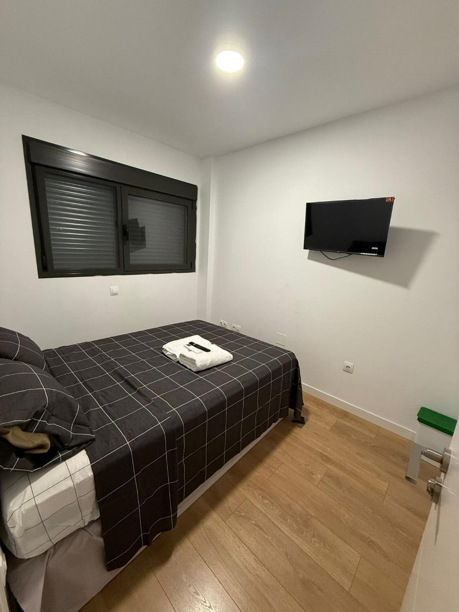 To Room Madrid Porras Exterior photo